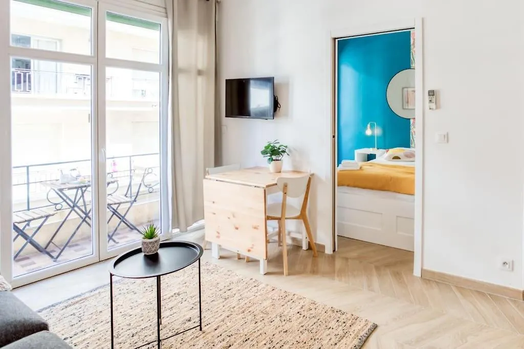 #10 2Pieces Fricero 3Min To The Beach/Balcon & Ac Nice Apartment