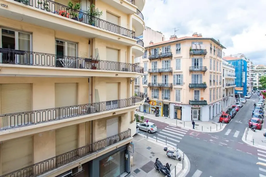 #10 2Pieces Fricero 3Min To The Beach/Balcon & Ac Nice Apartment